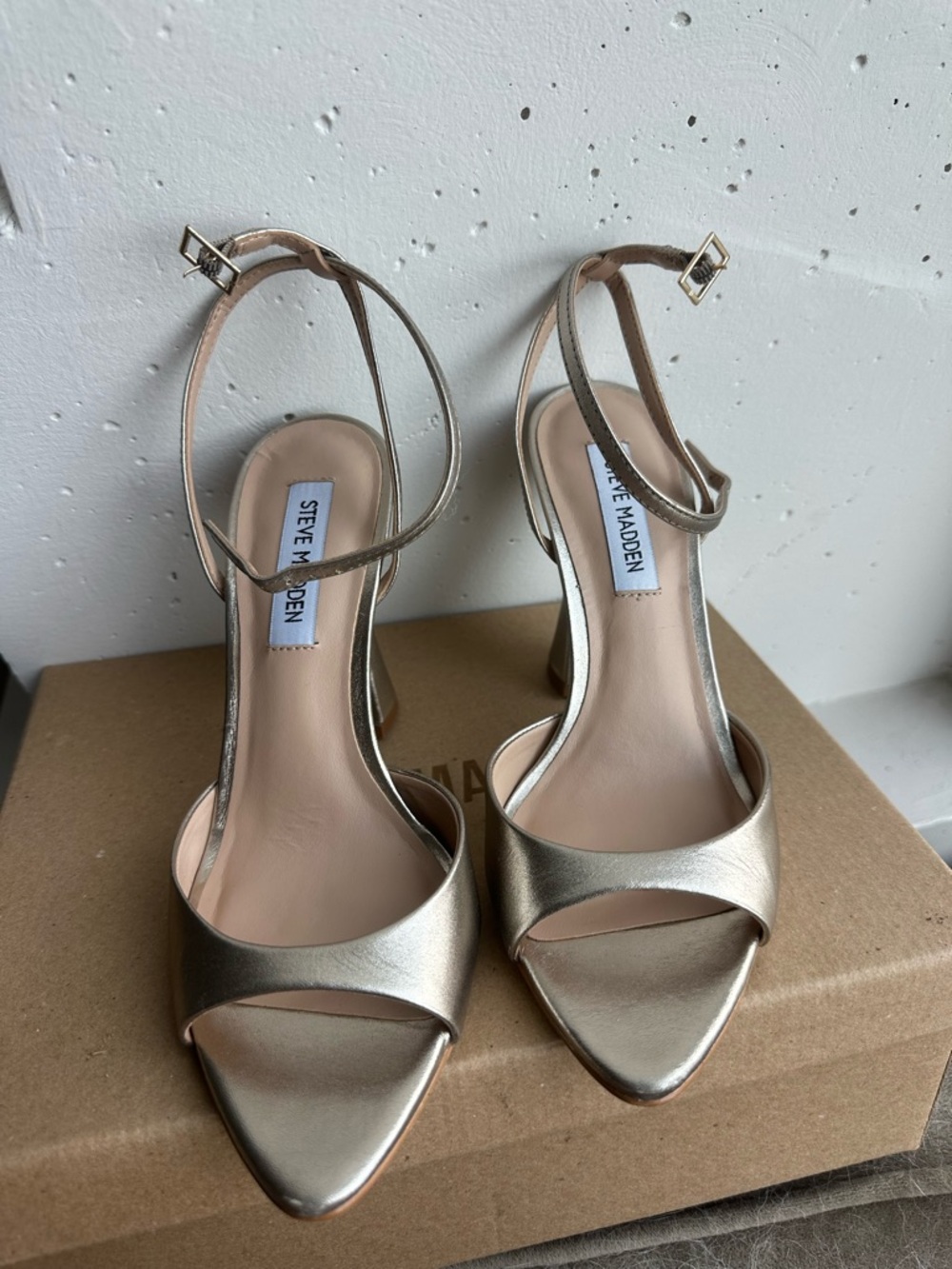 Steve Madden Beki Gold Leather- Metallic Gold Pointed-Toe Ankle-Strap Heels NWOT